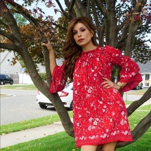 Max Studio off shoulder in red color floral
